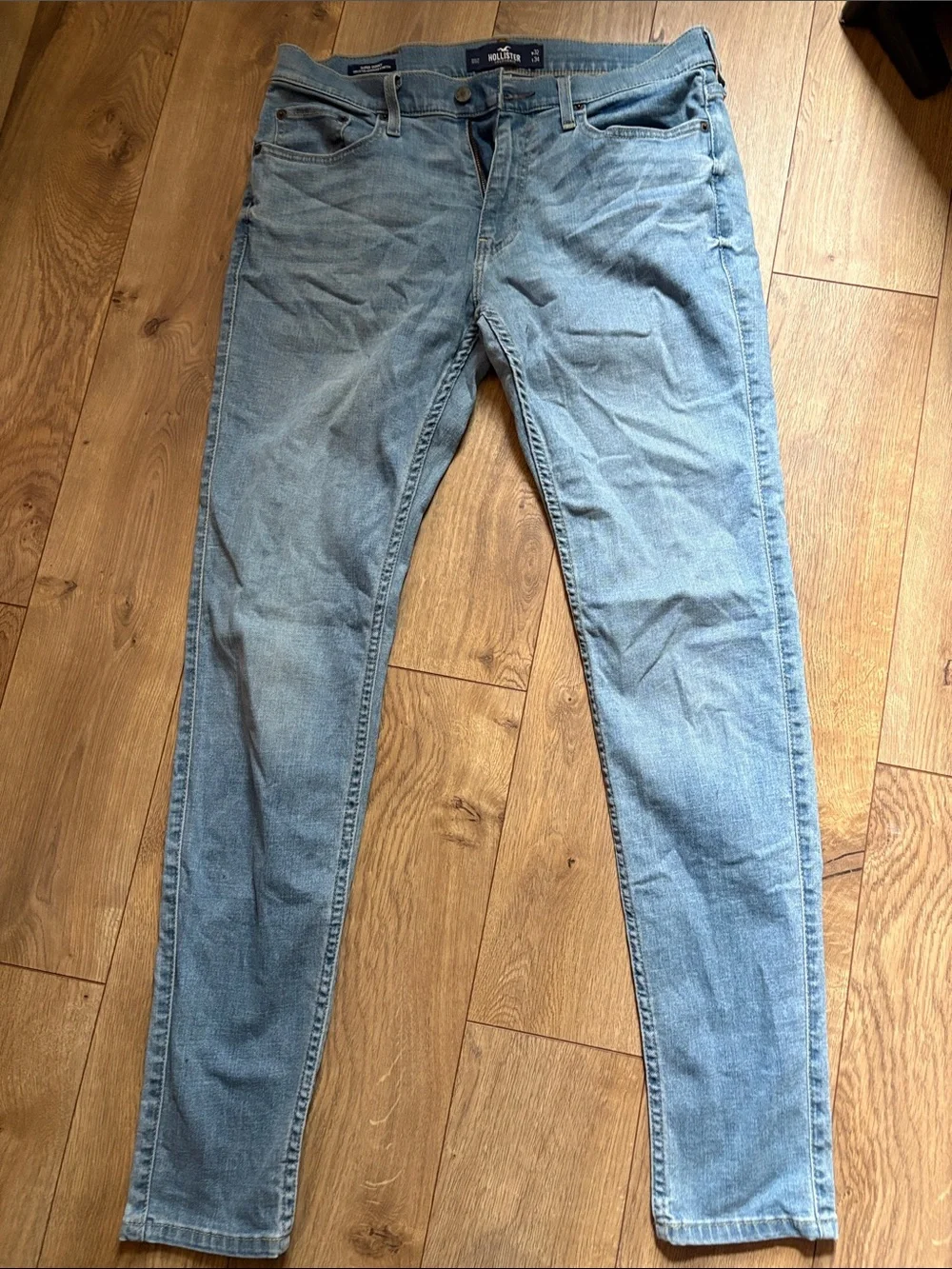 Hollister Men's Light Blue Slim Straight Jeans